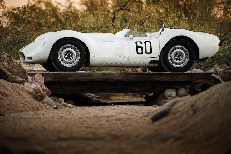 Le prototype Knobbly de 1958 sur la base d'une Jaguar Type-D