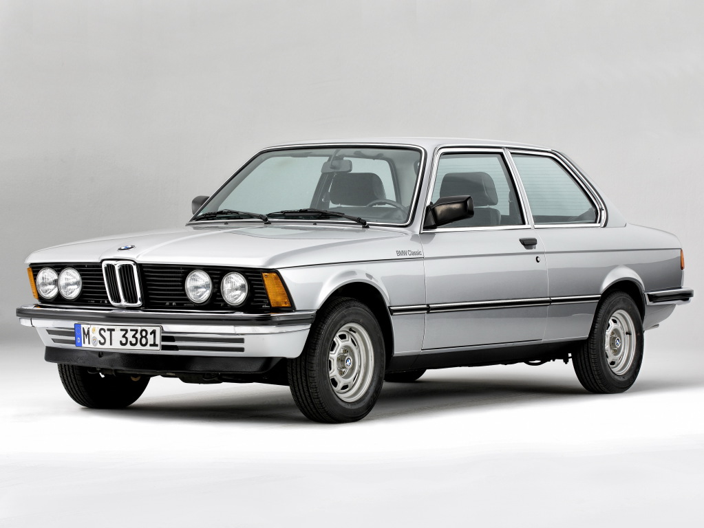 Une belle 323i restaurée chez BMW Heritage !