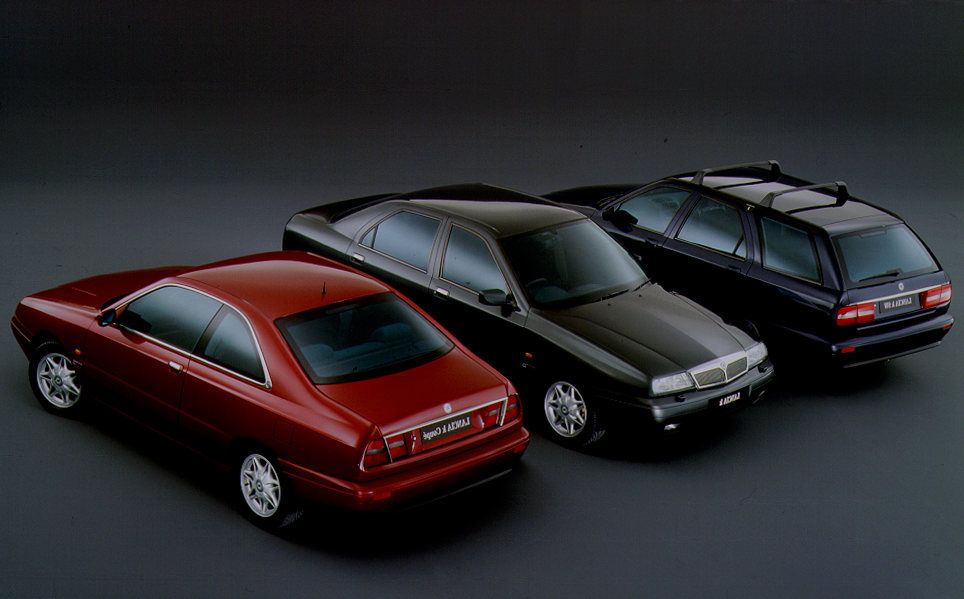 Lancia Kappa 2.0 Turbo 1994 Rouge Foncé NEO 1/43 - Miniature Résine